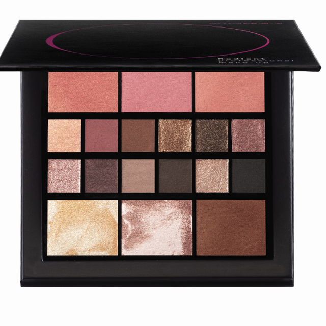 Image of 'LIMITED EDITION FACE & SMOKEY EYES PALETTE'