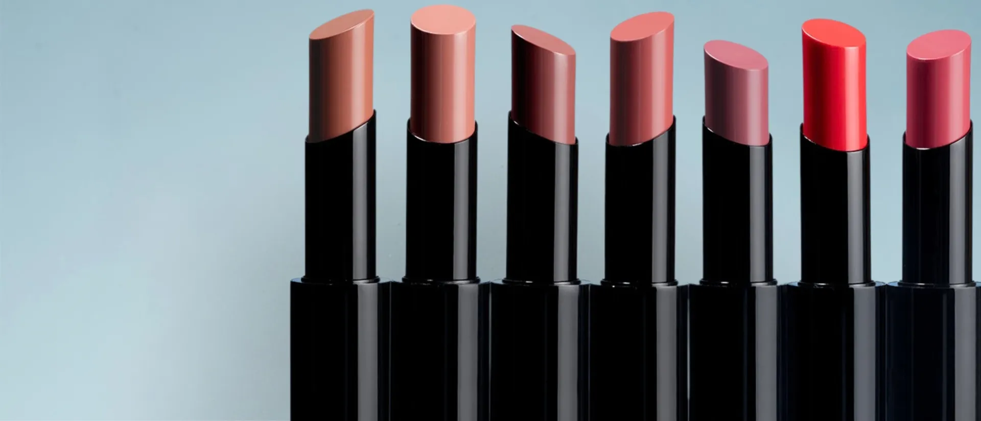 ULTRA SLEEK LIPSTICK